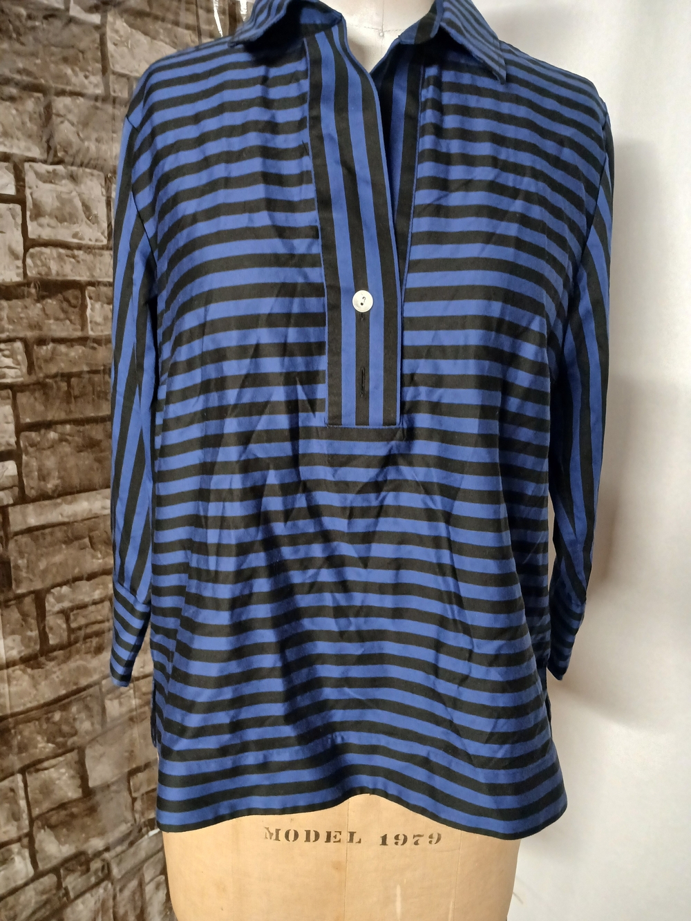 Hinson  Wu Striped Blue and Black Collared Women's Top - Picture 2 of 10